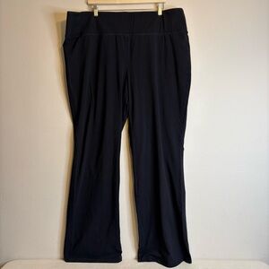 LIVI Active Women’s Black Flare Leggings Size 26/28 Long